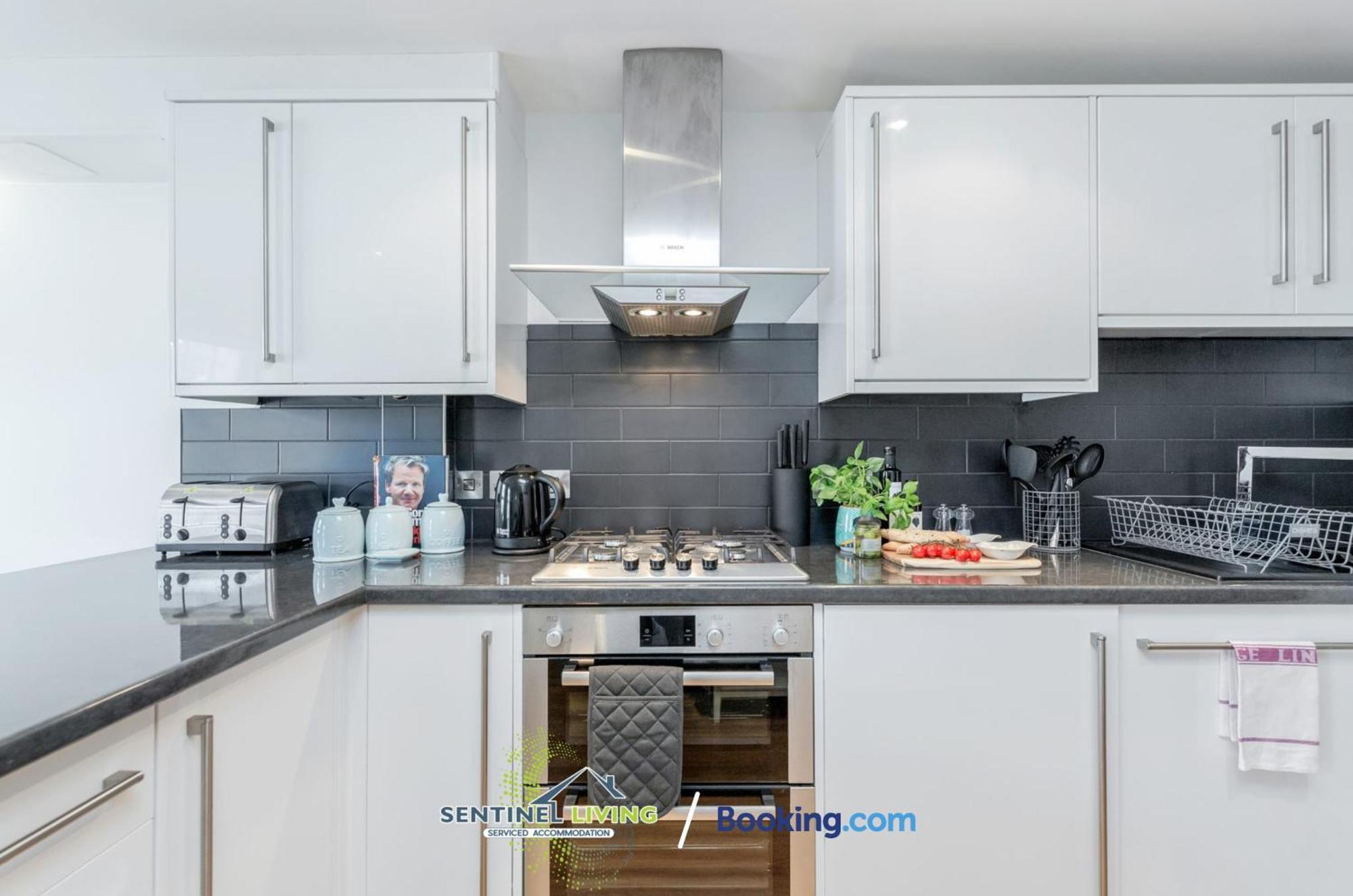 Windsor Flat 2 Bed By Sentinel Living With Free Wifi And Parking Appartement Buitenkant foto