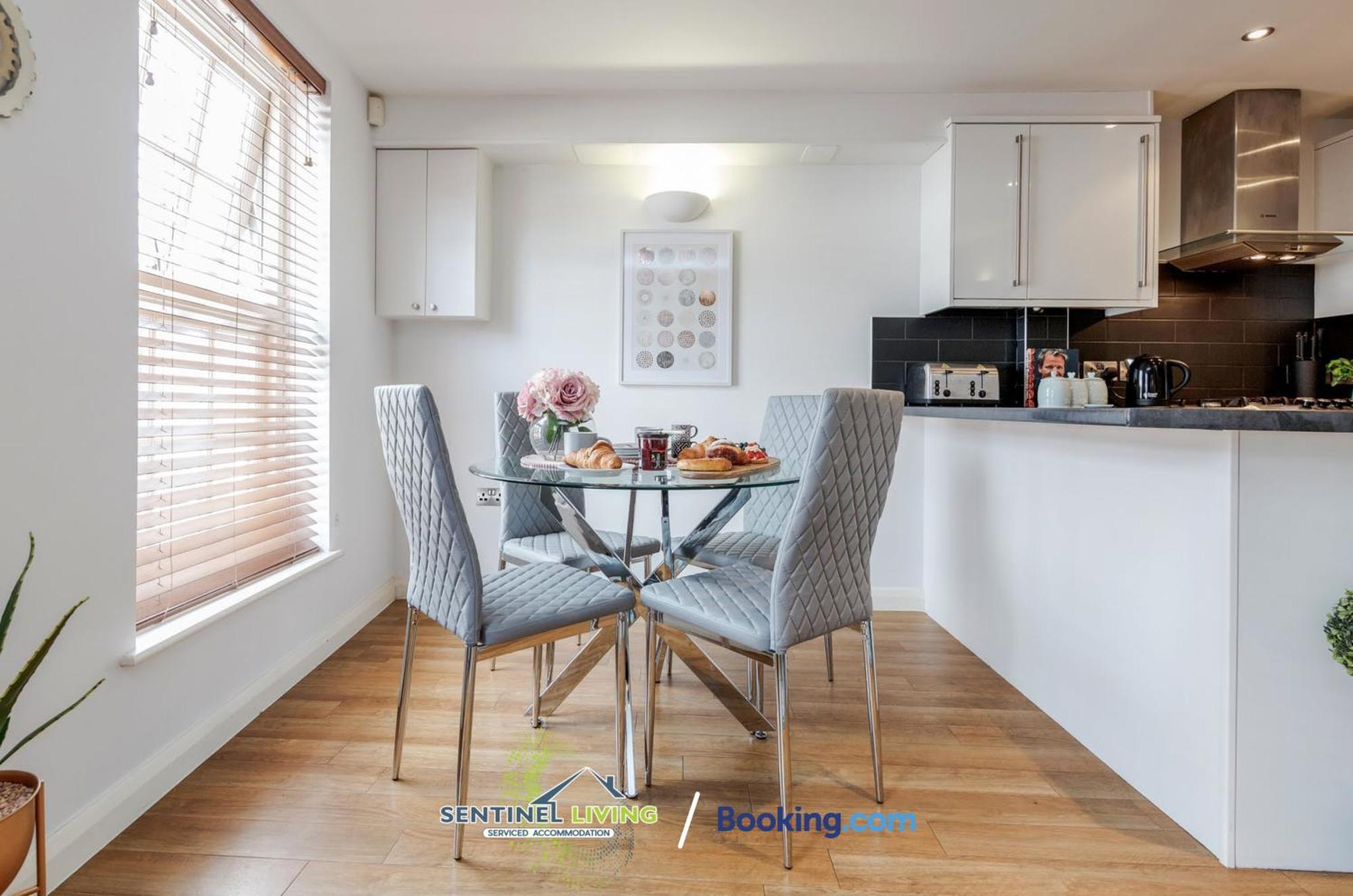 Windsor Flat 2 Bed By Sentinel Living With Free Wifi And Parking Appartement Buitenkant foto