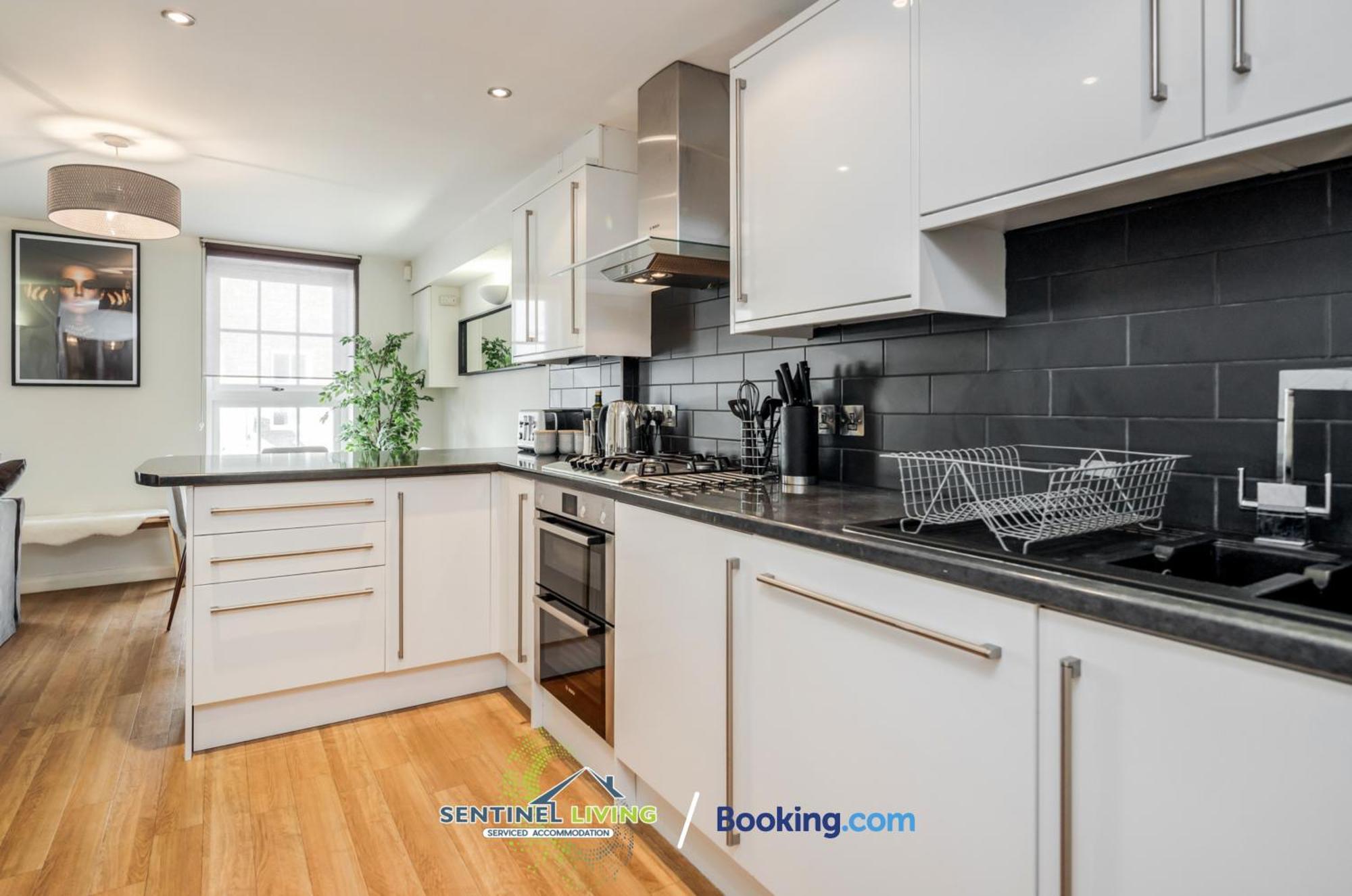 Windsor Flat 2 Bed By Sentinel Living With Free Wifi And Parking Appartement Buitenkant foto