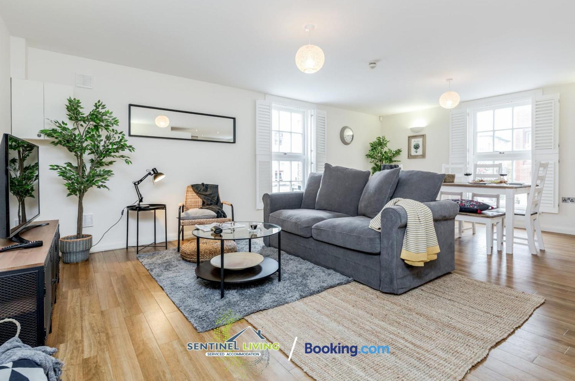 Windsor Flat 2 Bed By Sentinel Living With Free Wifi And Parking Appartement Buitenkant foto