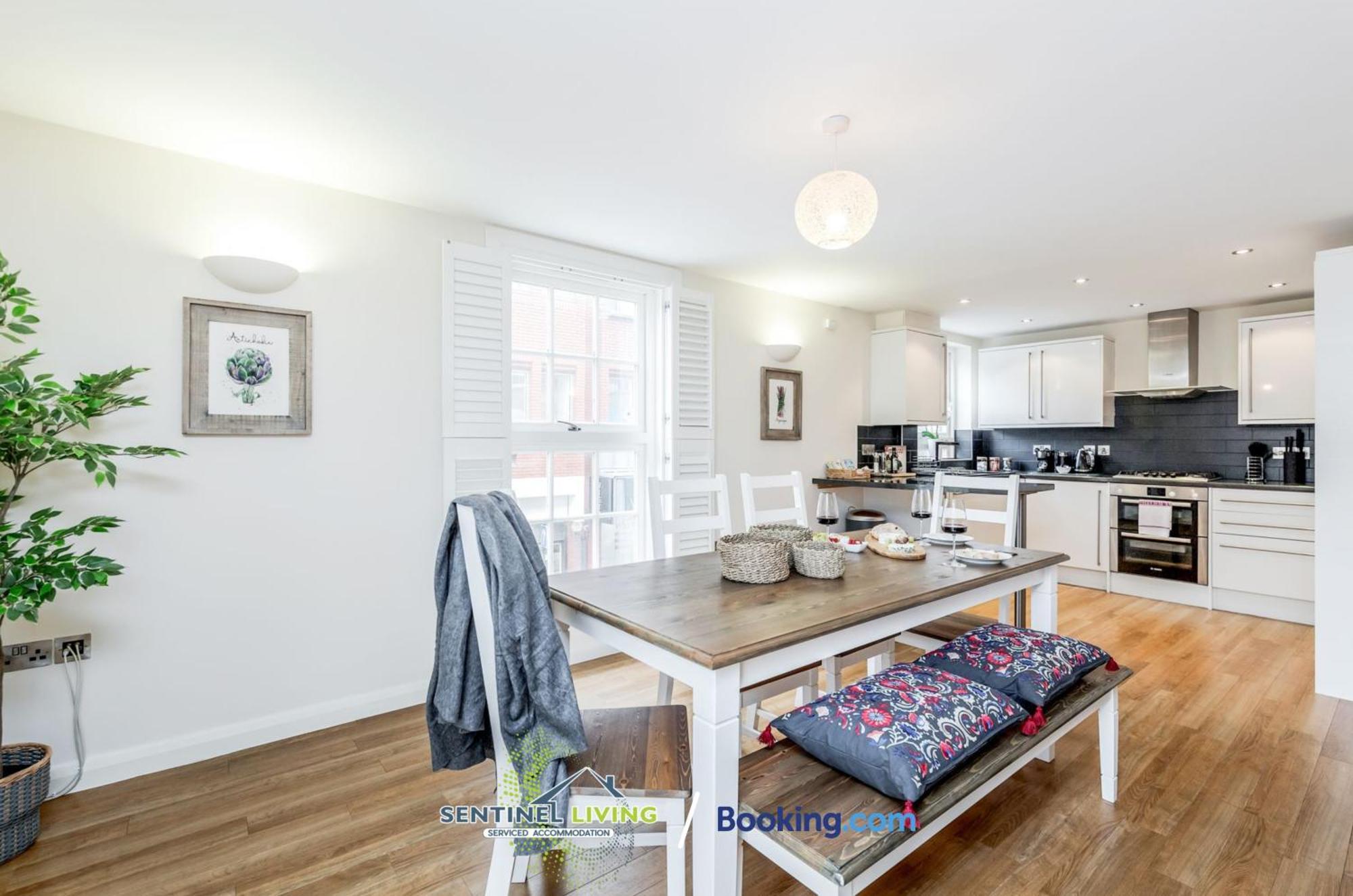 Windsor Flat 2 Bed By Sentinel Living With Free Wifi And Parking Appartement Buitenkant foto